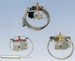 Bulb and capillary thermostats for electric cooling appliances